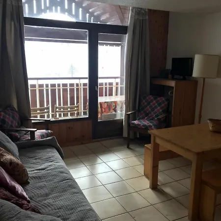 Duplex 6 Pers, 2*, Skis Aux Pieds, Animaux Admis, Ascenseur - Fr-1-445-50 Montgenevre